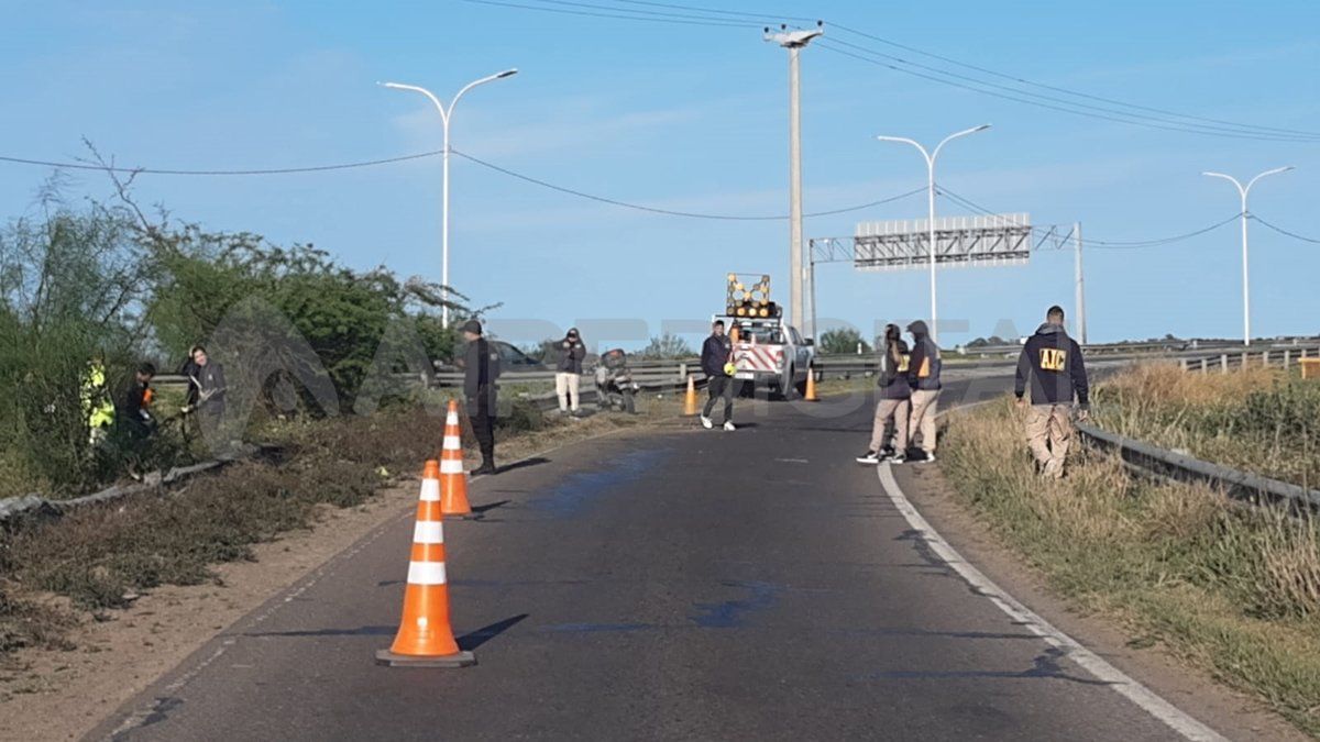 El accidente fue alrededor de las 6 de la mañana del domingo.