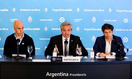 El jefe de Gobierno porteño, Horacio Rodríguez Larreta, el presidente Alberto Fernández y el gobernador de Buenos Aires, Axel Kicillof. El jefe de Gobierno porteño, Horacio Rodríguez Larreta, el presidente Alberto Fernández y el gobernador de Buenos Aires, Axel Kicillof.