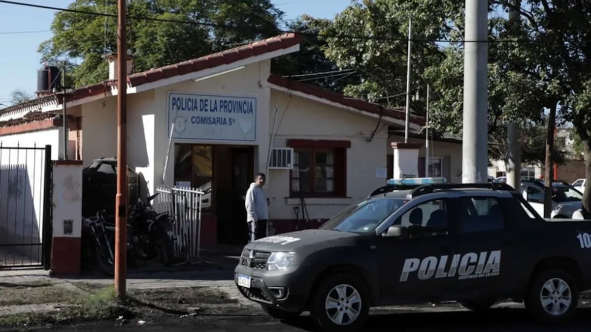 El agresor fue encontrado ahorcado a 400 metros de su vivienda. El agresor fue encontrado ahorcado a 400 metros de su vivienda.