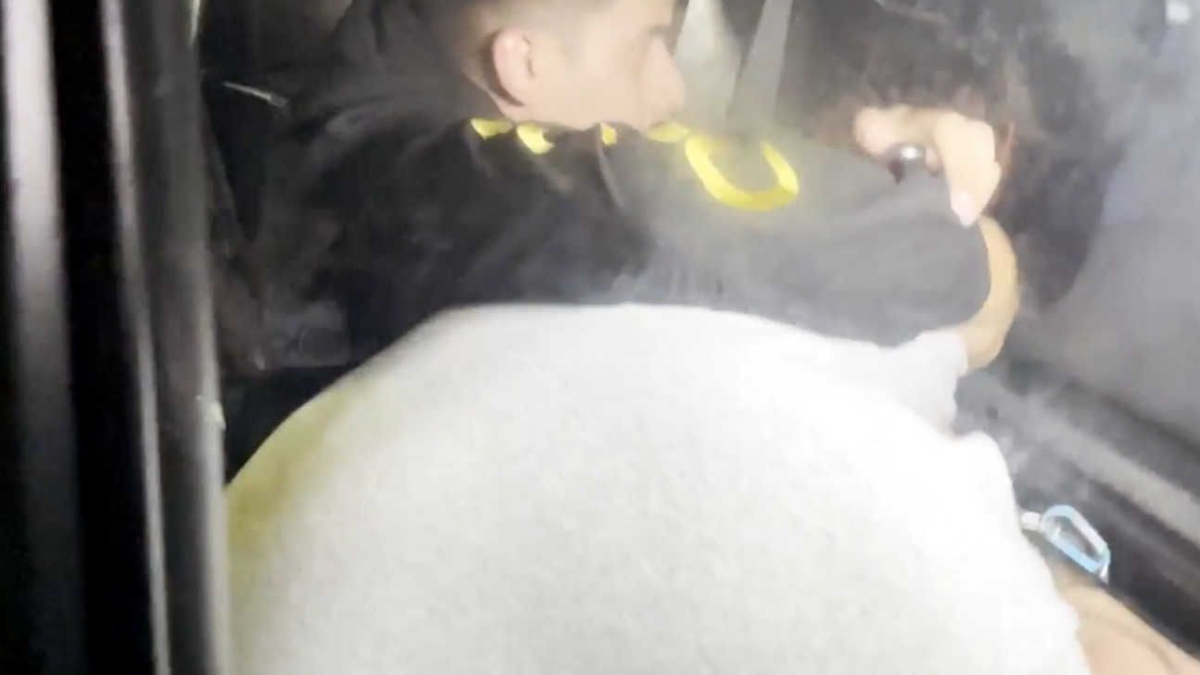 La abuela de Agostina Vega aseguró que el detenido acompañó a la familia a radicar la denuncia policial. La abuela de Agostina Vega aseguró que el detenido acompañó a la familia a radicar la denuncia policial.