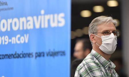 Ciudadano con barbijo en Buenos Aires, la provincia más afectada por el coronavirus en Argentina. Ciudadano con barbijo en Buenos Aires, la provincia más afectada por el coronavirus en Argentina.