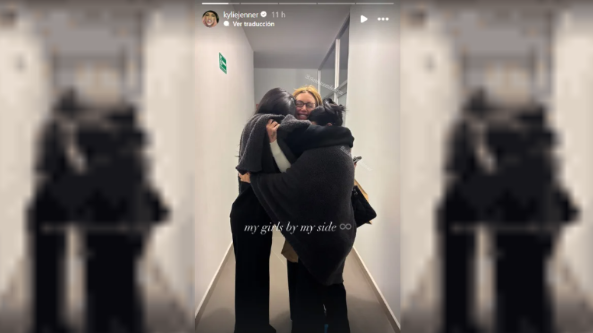 Kylie Jenner junto a sus terapeutas. Kylie Jenner junto a sus terapeutas.