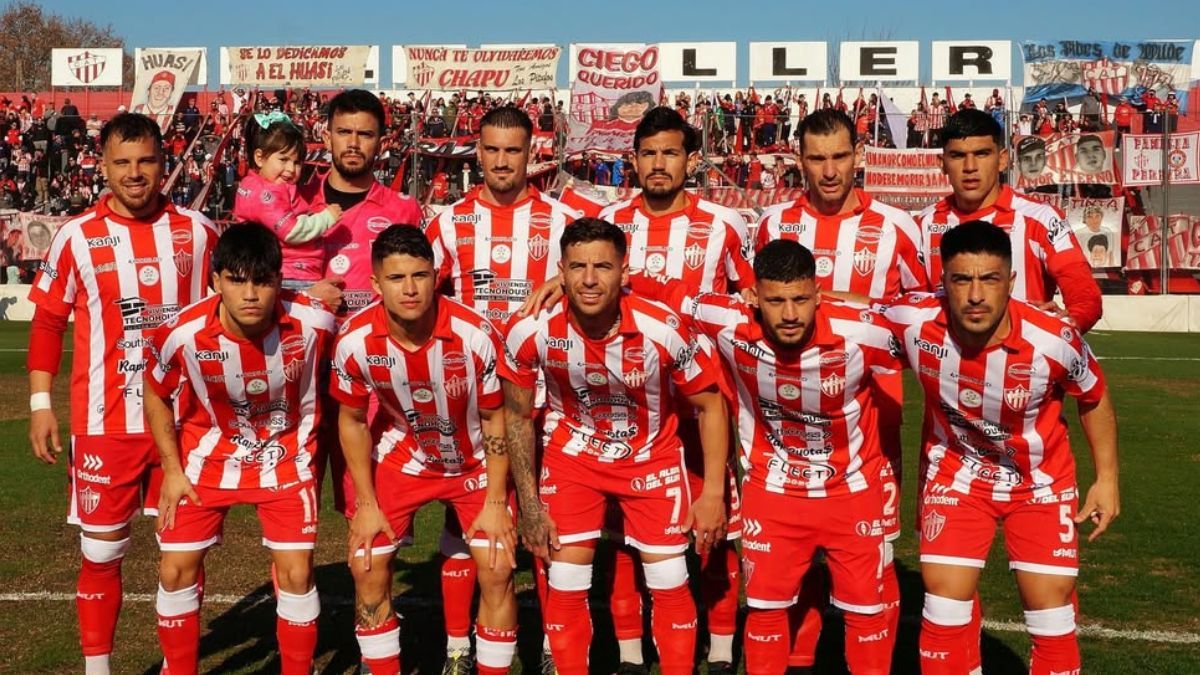 Talleres de Remedios de Escalada realizará 2x1 para sus hinchas para la final ante Colón.