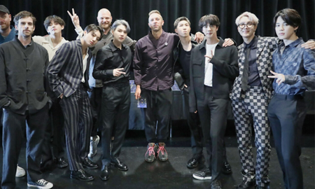 El grupo de Kpop, BTS, y la banda de rock británica, Coldplay, se unirán en una presentación muy esperada. El grupo de Kpop, BTS, y la banda de rock británica, Coldplay, se unirán en una presentación muy esperada.