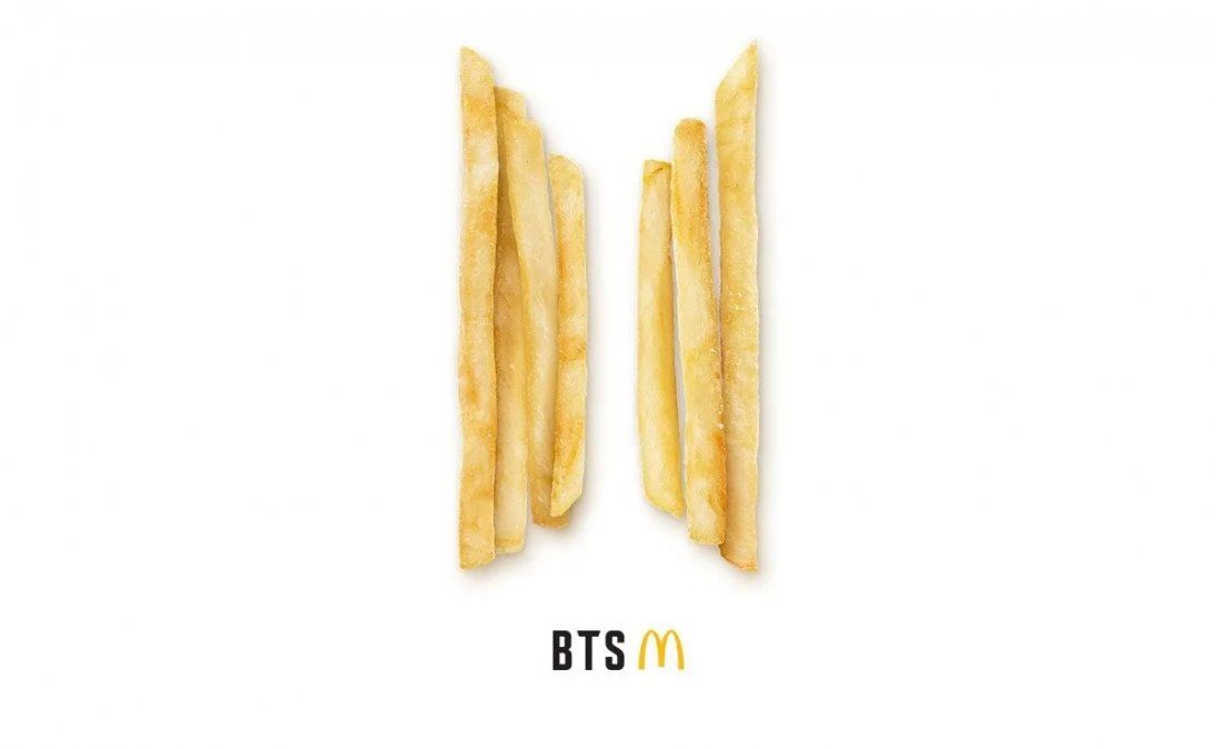 Papas fritas que emulan el logo de BTS.