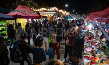 Importante convocatoria de gente en la 62° edición de la Fiesta Nacional de la Frutilla en Coronda. Importante convocatoria de gente en la 62° edición de la Fiesta Nacional de la Frutilla en Coronda.