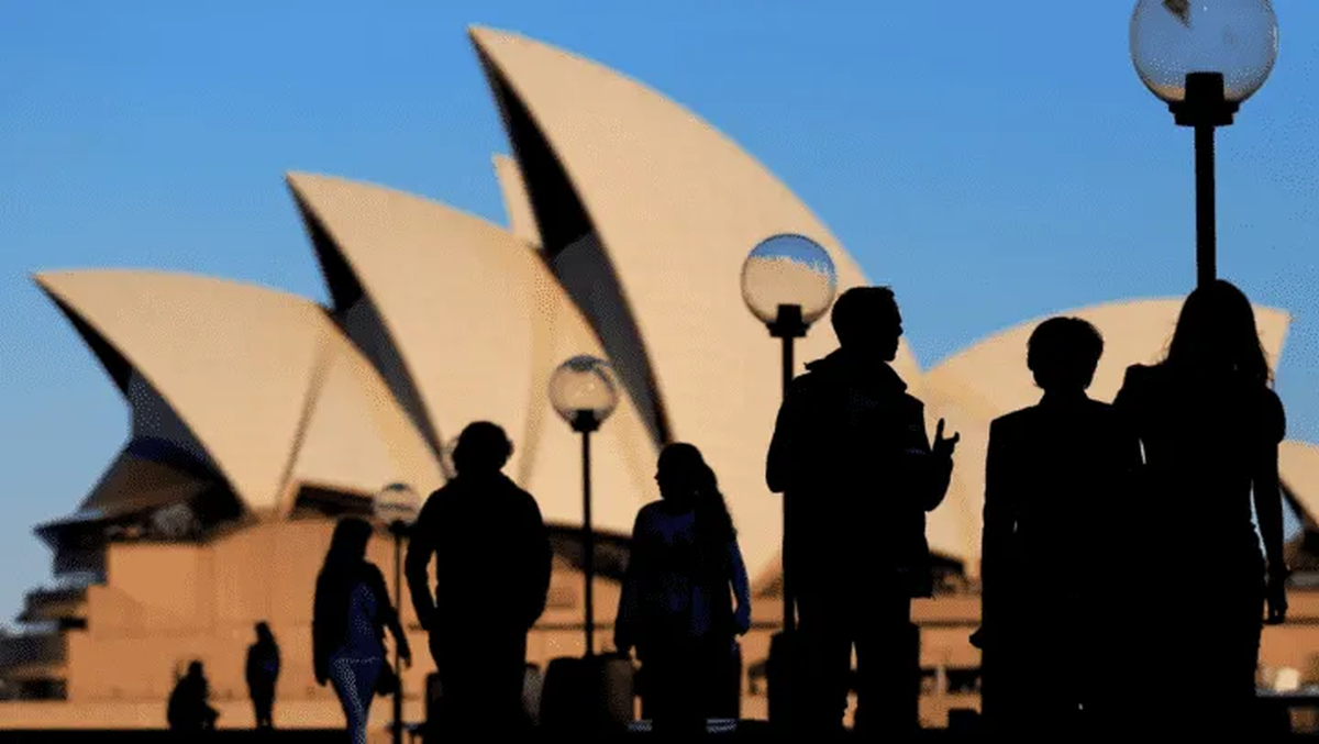 Australia busca estudiantes argentinos: los salarios arrancan en 2.000 dólares al mes