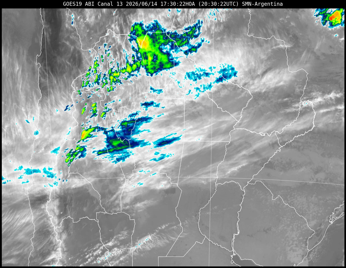 La nubosidad que cubría el cielo en la provincia de Santa Fe se ha desplazado al norte. La nubosidad que cubría el cielo en la provincia de Santa Fe se ha desplazado al norte.