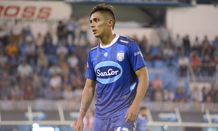 Diego Armando Montiel, exjugador de Atlético de Rafaela, falleció este domingo a los 25 años por un cuadro de meningitis aguda. Diego Armando Montiel, exjugador de Atlético de Rafaela, falleció este domingo a los 25 años por un cuadro de meningitis aguda.