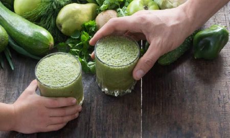 Todos los detalles para hacer un licuado verde. Todos los detalles para hacer un licuado verde.