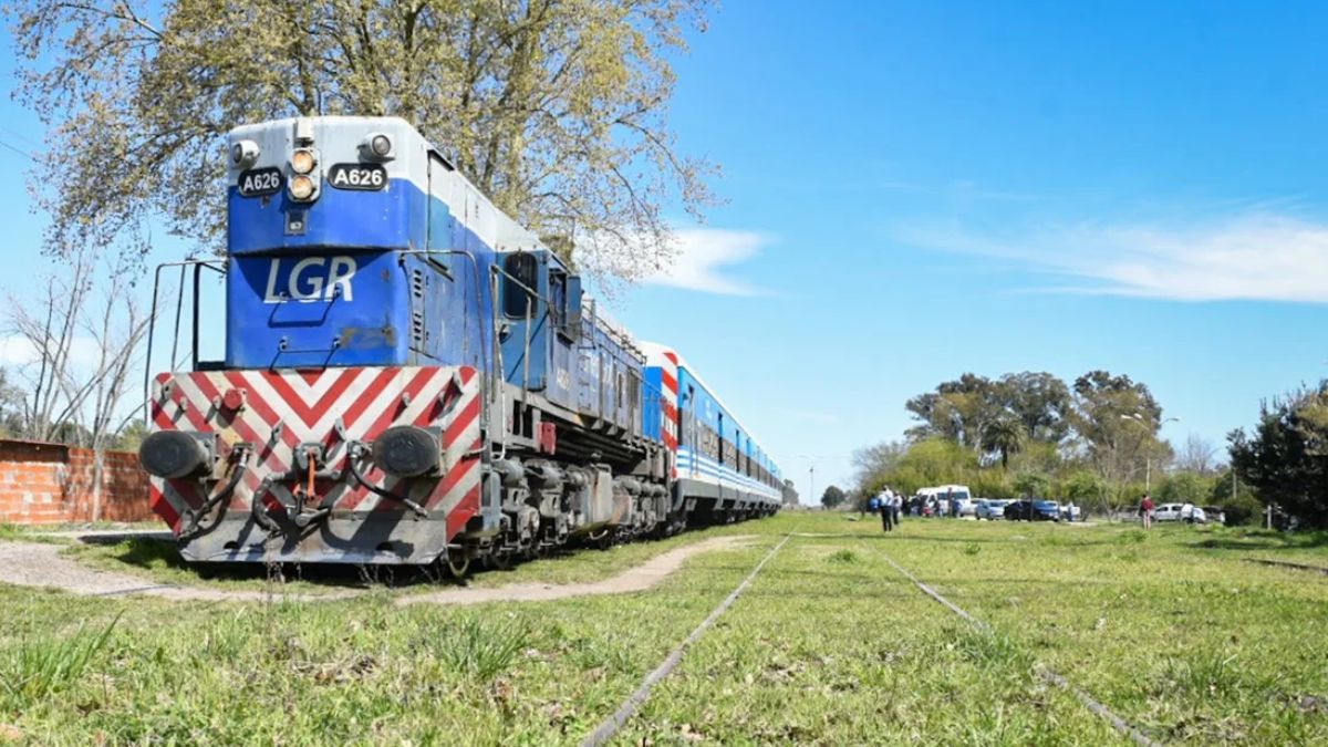 Hay varios servicios de tren que llegan a pueblos turísticos bonaerenses por menos de $400.&nbsp;
