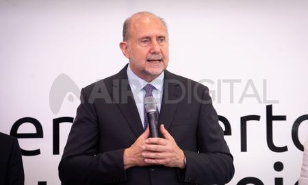 El diputado Omar Perotti propone que el Boleto Educativo Gratuito sea ley. El diputado Omar Perotti propone que el Boleto Educativo Gratuito sea ley.