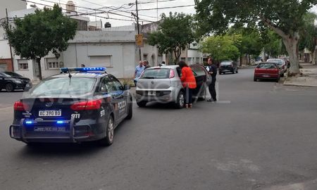 accidente de transito en el macrocentro santafesino: una ciclista sufrio lesiones leves accidente de transito en el macrocentro santafesino: una ciclista sufrio lesiones leves