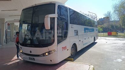 ETACER habilita el viaje de pasajeros parados entre Paraná y Santa Fe