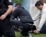El momento en que Walter asistió a su hijo tras el disparo letal. El momento en que Walter asistió a su hijo tras el disparo letal.