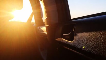 Los tres objetos peligrosos que nunca debés dejar en el auto cuando hace calor