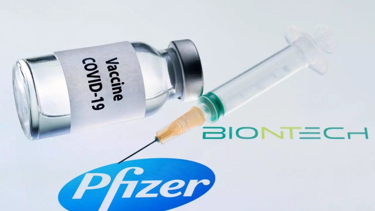 Pfizer y Bion Tech presentaron el pedido para la autorización de emergencia del refuerzo de vacunas para el Covid-19 a todos los individuos mayores de 18 años.