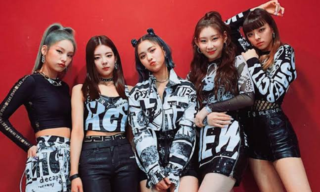 Las integrantes del grupo femenino de Kpop, ITZY visitaron el programa Tikita CAR y hablaron sobre las dificultades mientras entrenaban en JYP Entertainment. Las integrantes del grupo femenino de Kpop, ITZY visitaron el programa Tikita CAR y hablaron sobre las dificultades mientras entrenaban en JYP Entertainment.
