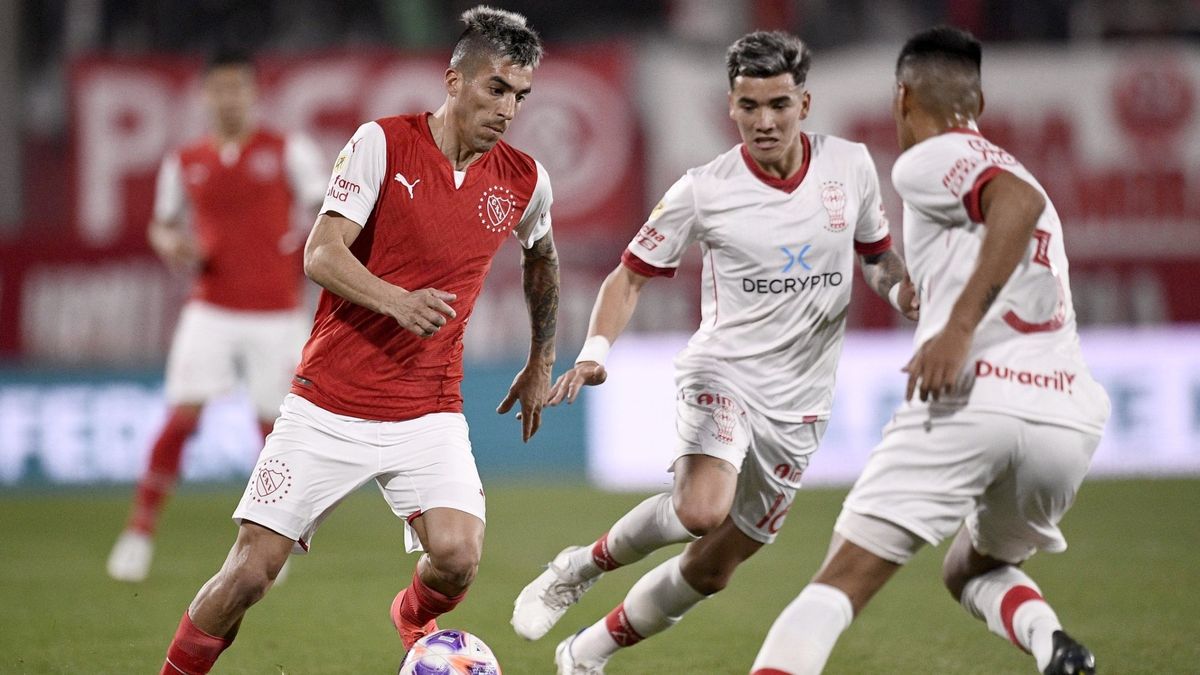 Leandro Fernández abrió el marcador a los 11 minutos del segundo tiempo pero a los 15