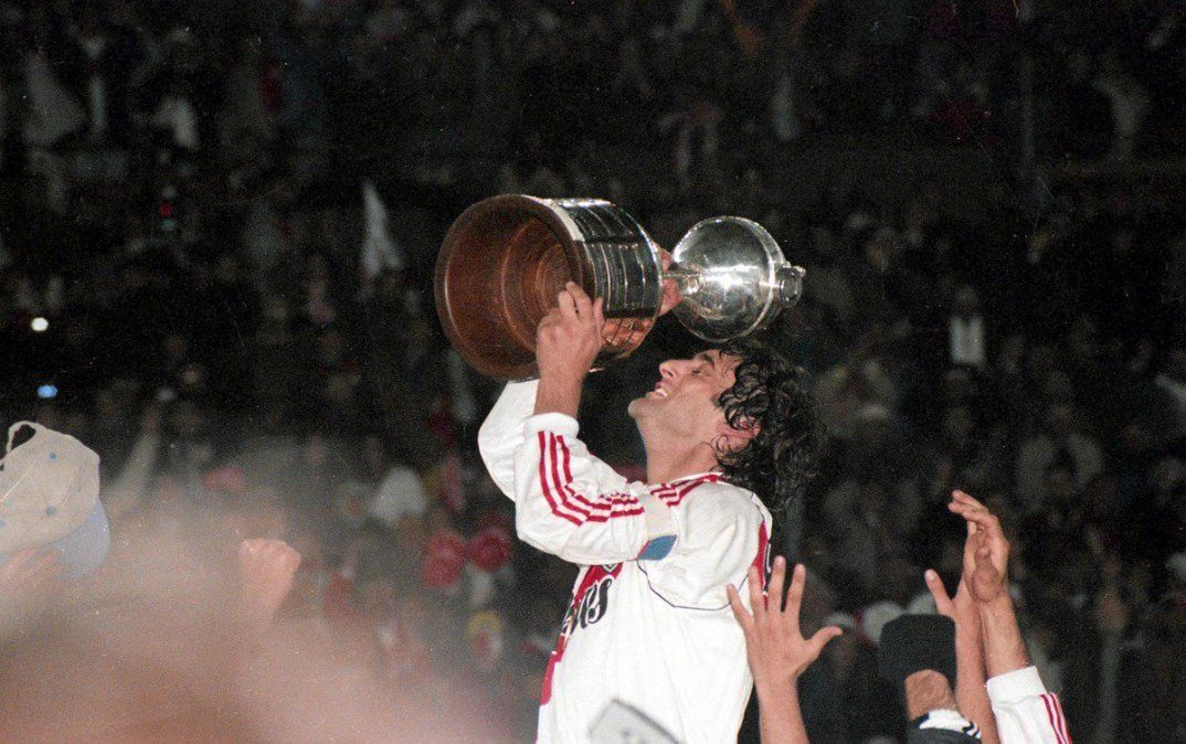 A 37 años del debut de Francescoli en River: donde el príncipe se convirtió en rey