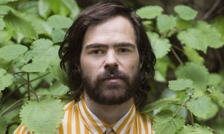 Peter Lanzani tiene 34 años. Peter Lanzani tiene 34 años.