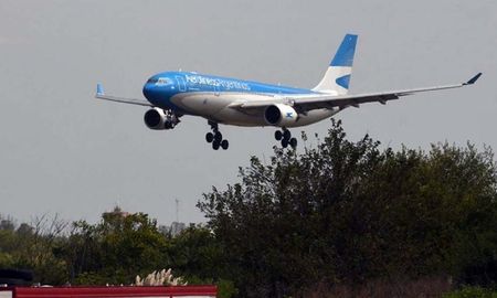 Aerolíneas Argentinas informó que la operación de sus vuelos puede sufrir cambios o reprogramaciones. Aerolíneas Argentinas informó que la operación de sus vuelos puede sufrir cambios o reprogramaciones.