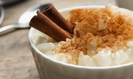 Postre de maicena y leche. Postre de maicena y leche.