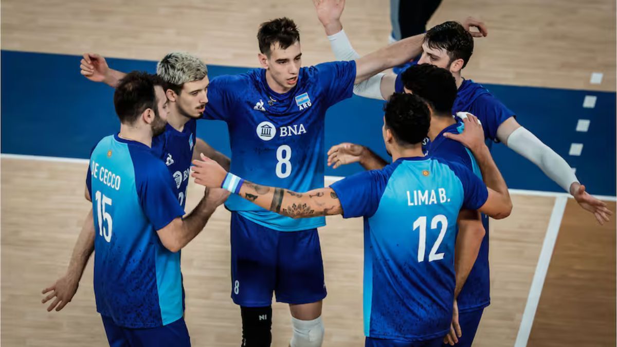 La Selección de Vóley masculina inicia su actividad en los Juegos Olímpicos con el partido inaugural de la fase de grupos ante Estados Unidos.