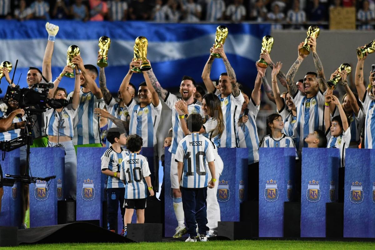 Argentina debutará en las Eliminatorias para el Mundial 2026 con Ecuador en cancha de River