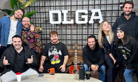 Ángel de Brito aseguró que la actriz sufría episodios de estrés físico durante las transmisiones de Olga. Ángel de Brito aseguró que la actriz sufría episodios de estrés físico durante las transmisiones de Olga.