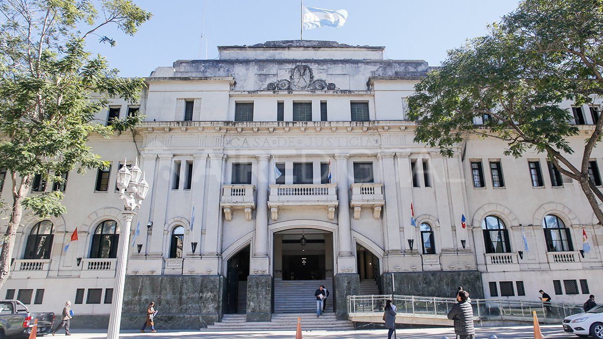 El fiscal Francisco Cecchini representará al MPA y adelantó que pedirá que el acusado sea condenado a 25 años de prisión. El fiscal Francisco Cecchini representará al MPA y adelantó que pedirá que el acusado sea condenado a 25 años de prisión.