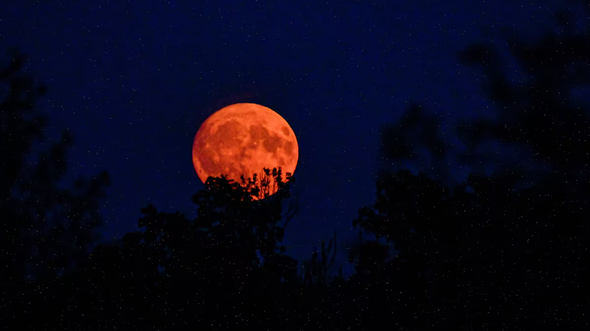 El misterio y la fascinación por la Luna de sangre siguen vivos