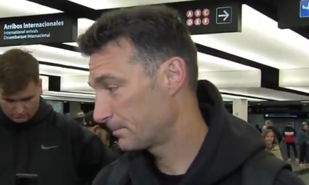 Lionel Scaloni recibió un piropo al llegar al país para preparar los partidos de la Selección. Lionel Scaloni recibió un piropo al llegar al país para preparar los partidos de la Selección.