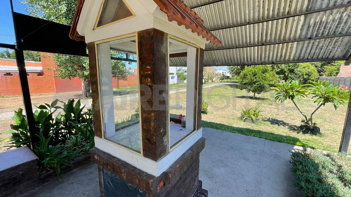 Los vecinos piden que quien tenga información sobre la imagen de la Virgen del Rosario se acerque a las parroquias de la zona.