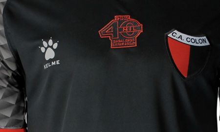 Colón presentó su nueva camiseta alternativa con un video motivacional. Colón presentó su nueva camiseta alternativa con un video motivacional.
