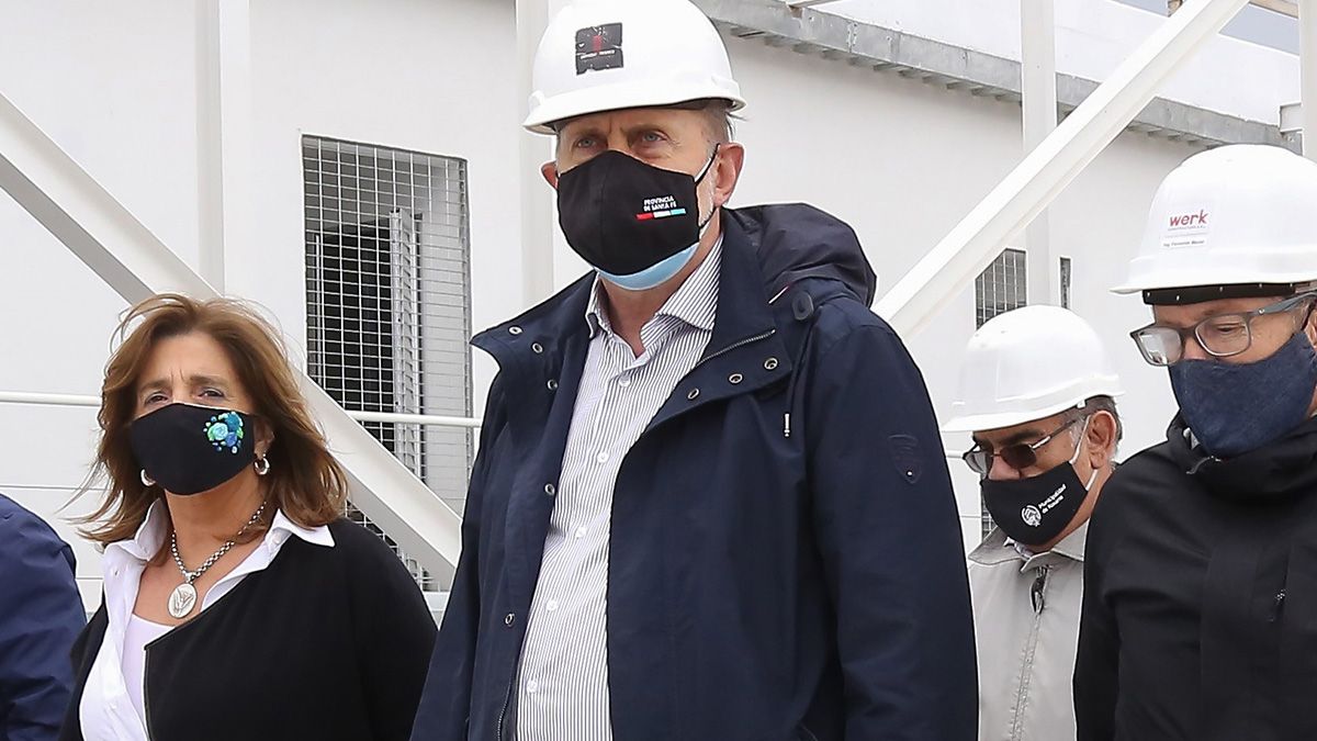 Los trabajos sobre las conexiones viales favorecerán a ocho departamentos a lo largo del territorio santafesino y la inversión superará los $4.500 millones. 