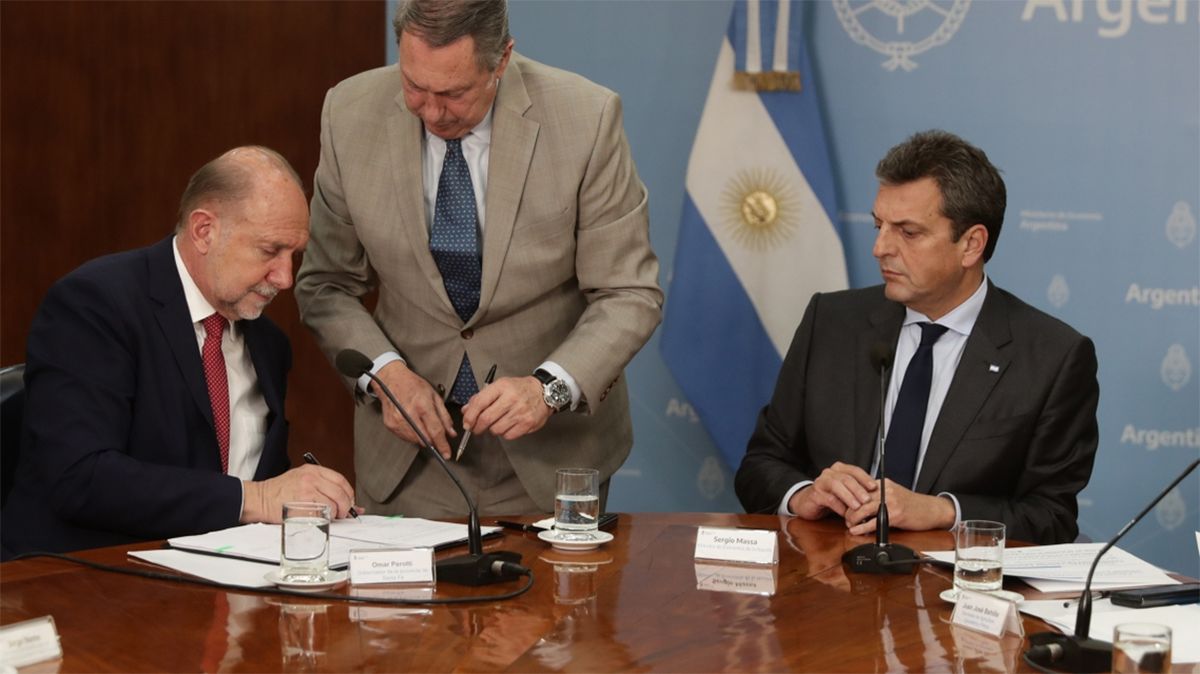 La presentación estuvo a cargo del gobernador Omar Perotti y del ministro de Economía Sergio Massa. La presentación estuvo a cargo del gobernador Omar Perotti y del ministro de Economía Sergio Massa.