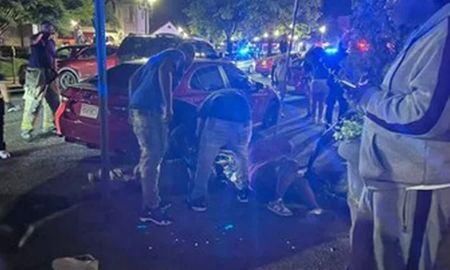Al menos cuatro personas murieron y muchas más resultaron heridas durante un tiroteo masivo ocurrido la noche del sábado en el centro de Birmingham, en el estado estadounidense de Alabama. Al menos cuatro personas murieron y muchas más resultaron heridas durante un tiroteo masivo ocurrido la noche del sábado en el centro de Birmingham, en el estado estadounidense de Alabama.