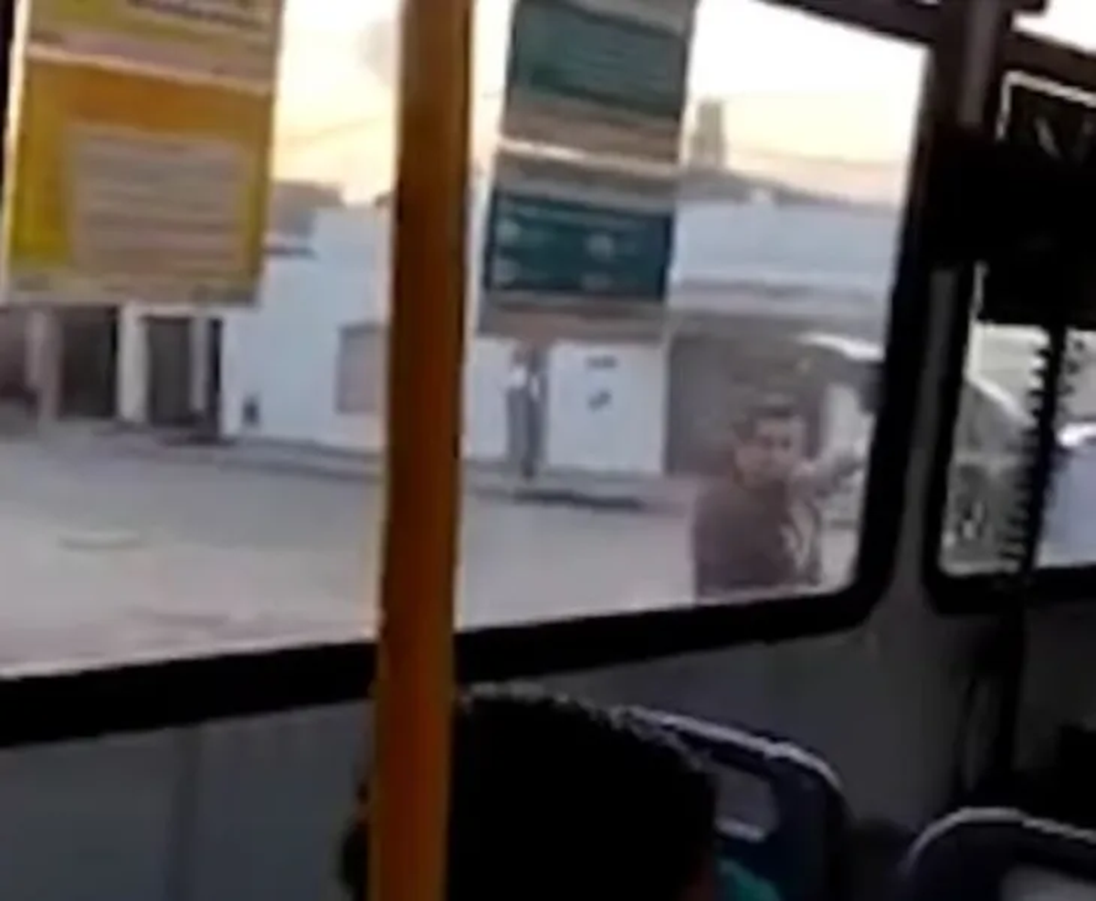 El hecho ocurrió en Avellaneda y todo fue grabado