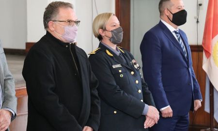 Lagna y Chimenti estuvieron presentes en el acto donde se tomó juramento al nuevo subjefe de la policía.&nbsp;