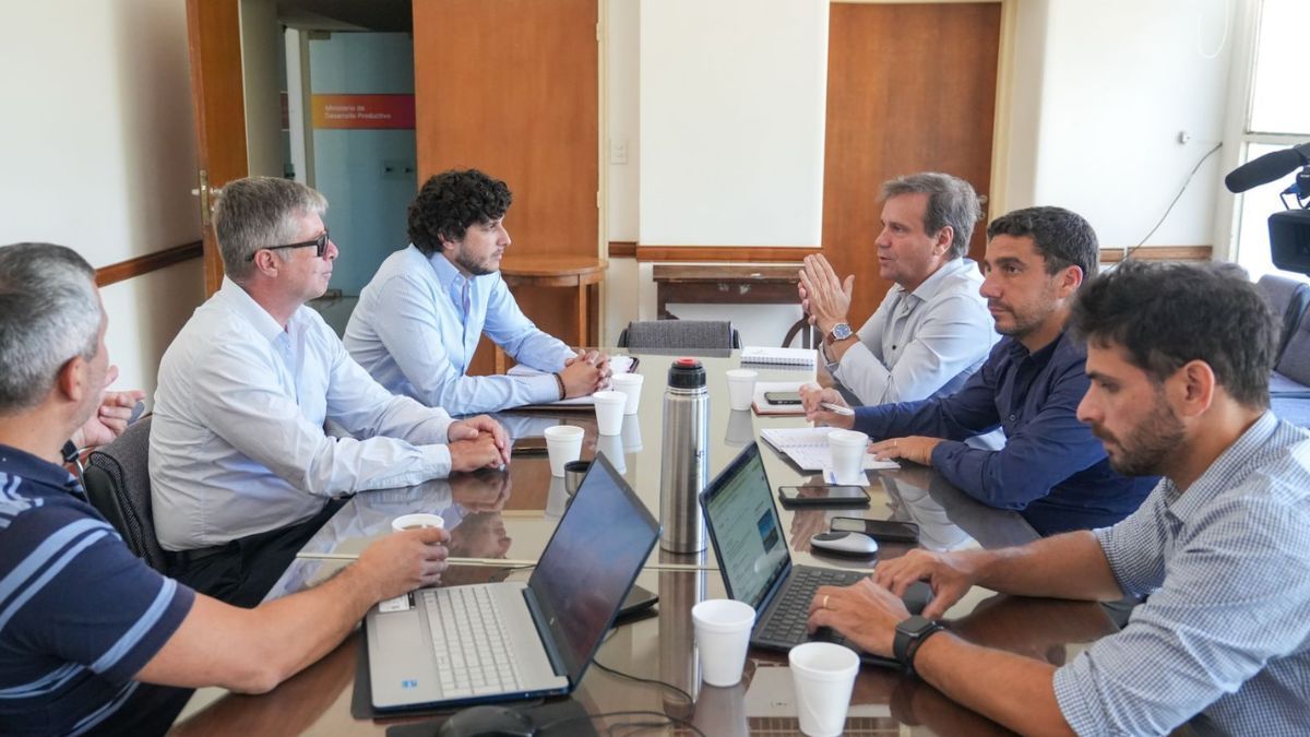 Se busca promover la cooperación interprovincial, impulsa la competitividad y abre nuevas posibilidades de crecimiento para las economías regionales. Se busca promover la cooperación interprovincial, impulsa la competitividad y abre nuevas posibilidades de crecimiento para las economías regionales.