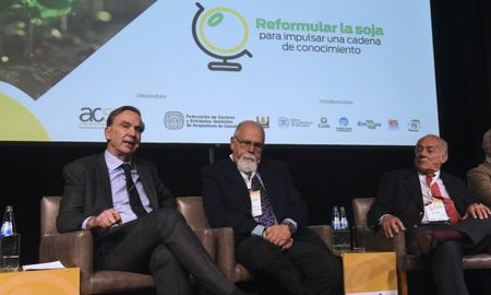 pichetto: ?que alberto fernandez no se ponga el traje azul porque falta la eleccion mas importante? pichetto: ?que alberto fernandez no se ponga el traje azul porque falta la eleccion mas importante?