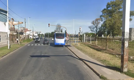 Mató con una navaja a un ladrón que lo intento asaltar en una parada de colectivo en Ciudadela Mató con una navaja a un ladrón que lo intento asaltar en una parada de colectivo en Ciudadela