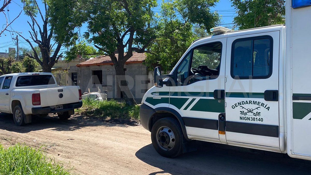 Gendarmes llegaron e irrumpieron en la vivienda.&nbsp;