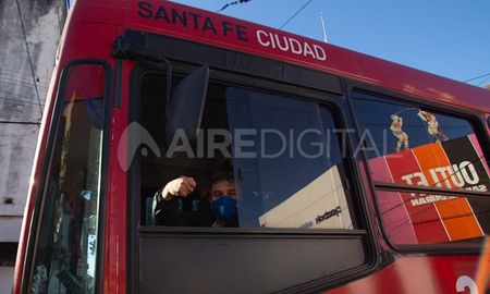 Los choferes de líneas urbanas e interurbanas del interior del país obtuvieron el mismo aumento salarial que los trabajadores del Amba. Los choferes de líneas urbanas e interurbanas del interior del país obtuvieron el mismo aumento salarial que los trabajadores del Amba.