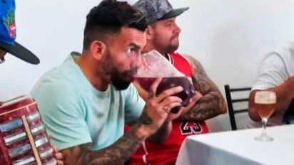 El video viral de Carlos Tévez bailando chamamé en Santiago del Estero