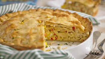 Tarta de pollo y verdeo integral: el truco de la falsa bechamel para un relleno súper cremoso