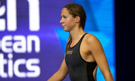Boglárka Kapás, nadadora campeona del mundo. Boglárka Kapás, nadadora campeona del mundo.