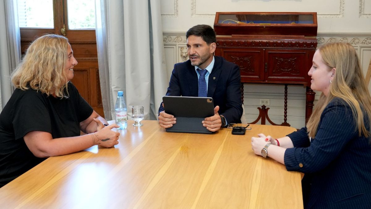 Andrea Travaini asumirá como nueva secretaria de Mujeres, Género y Diversidad de Santa Fe tras la renuncia de Alicia Tate. Andrea Travaini asumirá como nueva secretaria de Mujeres, Género y Diversidad de Santa Fe tras la renuncia de Alicia Tate.