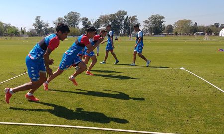 Unión jugará ante Newells el 26 de este mes, en Rosario, y luego recibirá a Rosario Central en el 15 de Abril. Unión jugará ante Newells el 26 de este mes, en Rosario, y luego recibirá a Rosario Central en el 15 de Abril.